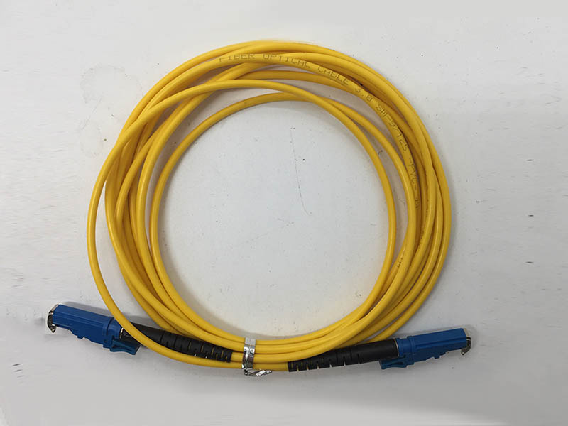 E2000 optic zpcable fiber - type connector
